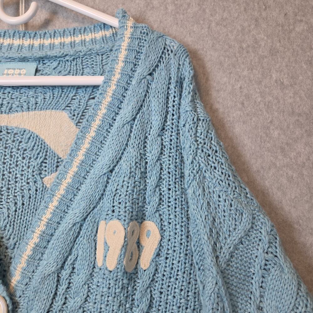 Taylor Swift 1989 Taylor’s Version Blue Cable Knit ButtonUp Cardigan Women's M/L - Picture 4 of 12